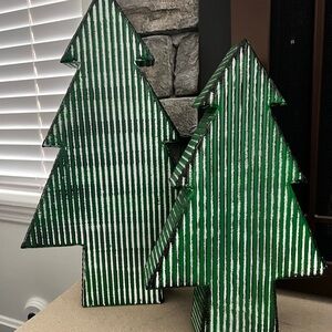 Metal Green Striped Christmas Tree Decor